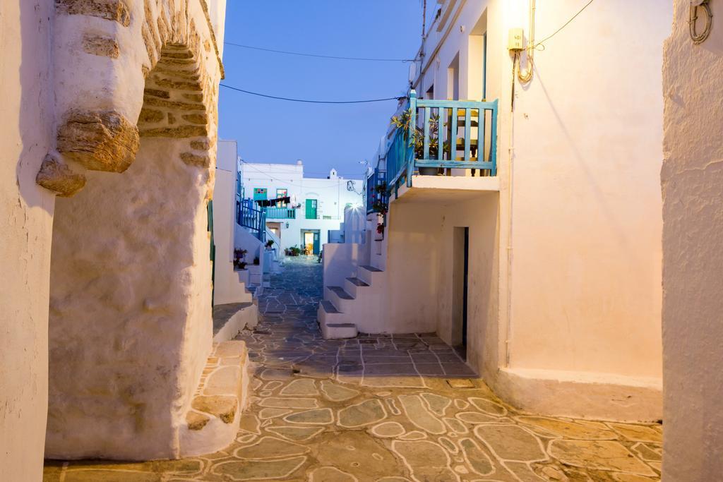 Castro Hotell Folégandros Exteriör bild