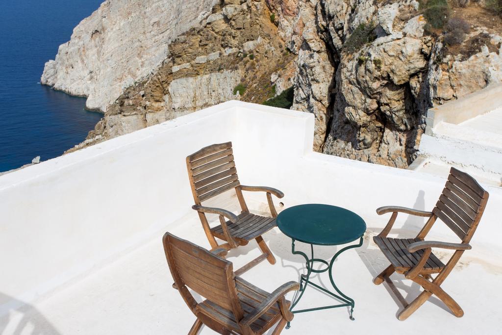 Castro Hotell Folégandros Exteriör bild