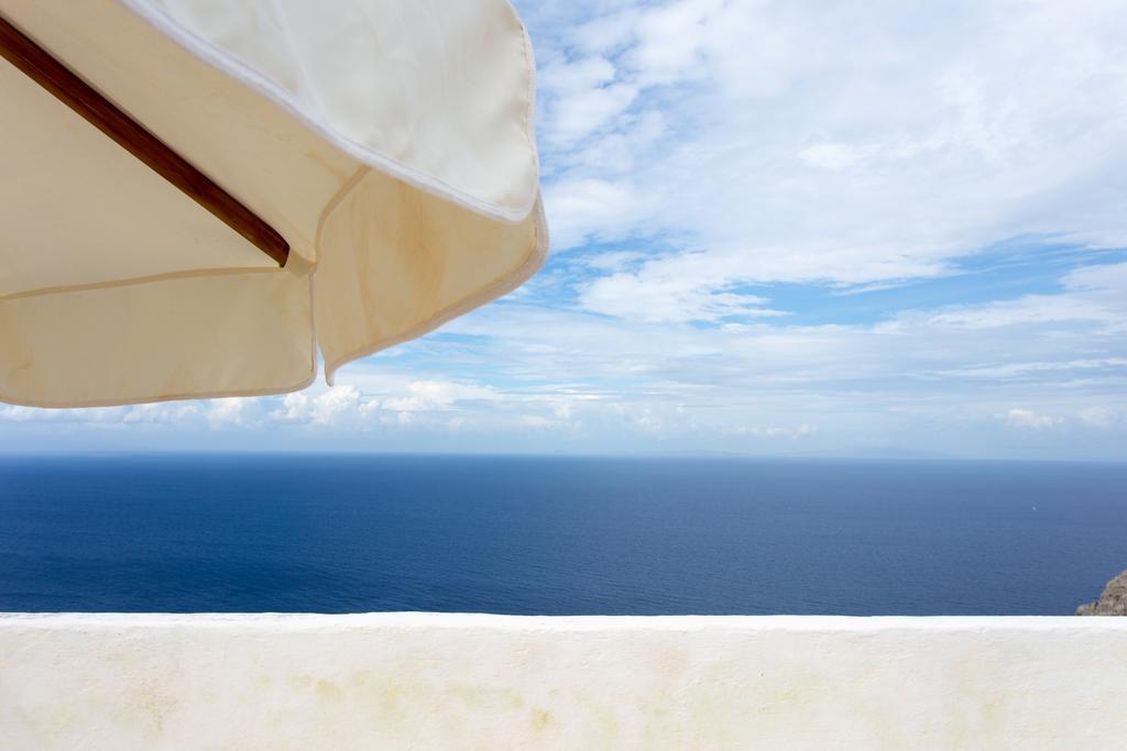 Castro Hotell Folégandros Exteriör bild