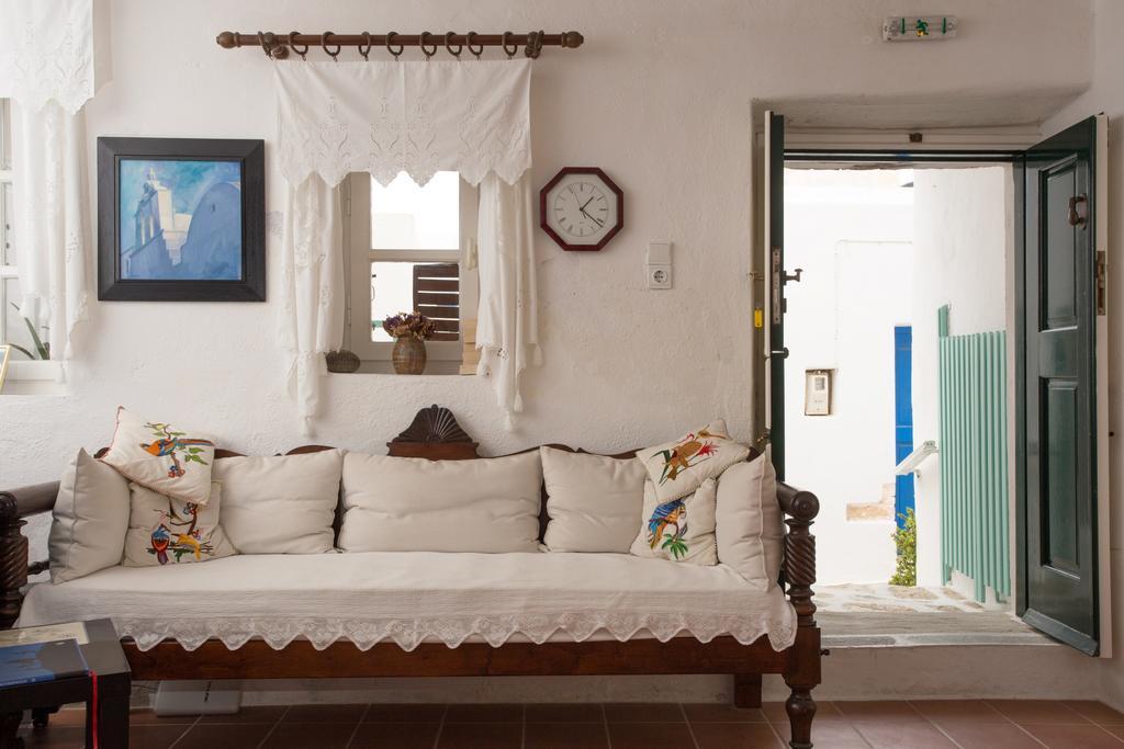 Castro Hotell Folégandros Exteriör bild